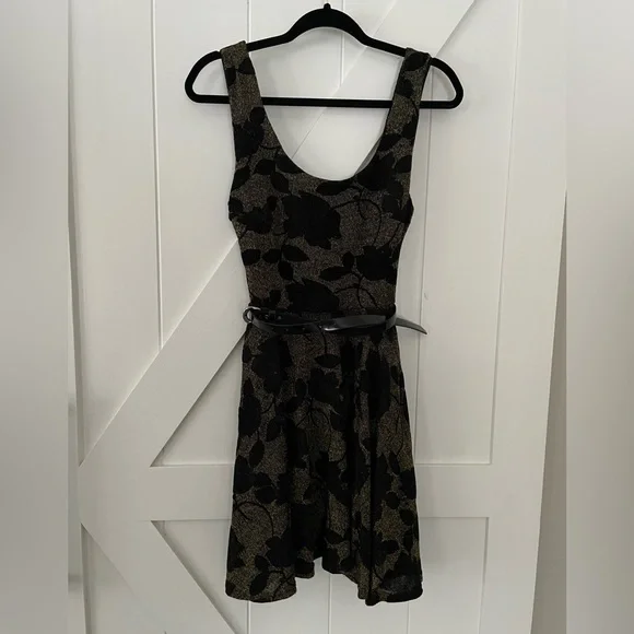 black and gold skater dress boohoo Women's Plus Gold Trim Plisse Skater Dress in Black